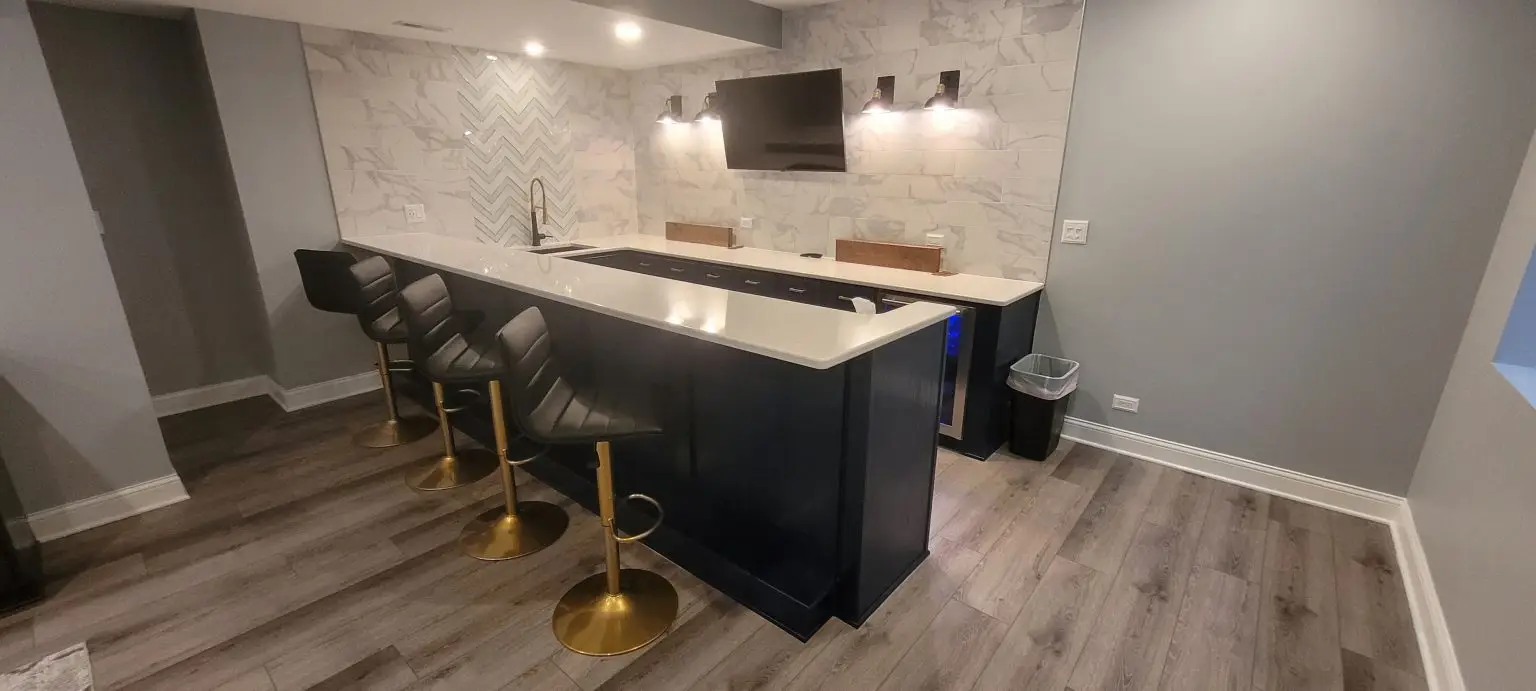basement, dark cabinets on bar, light grey floor